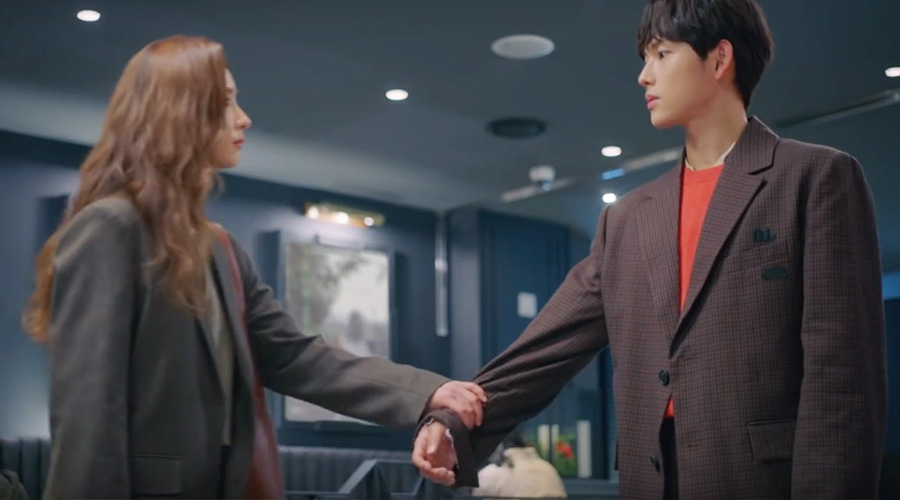 Decoding The Wrist Grab: What This K-Drama Move Really Means